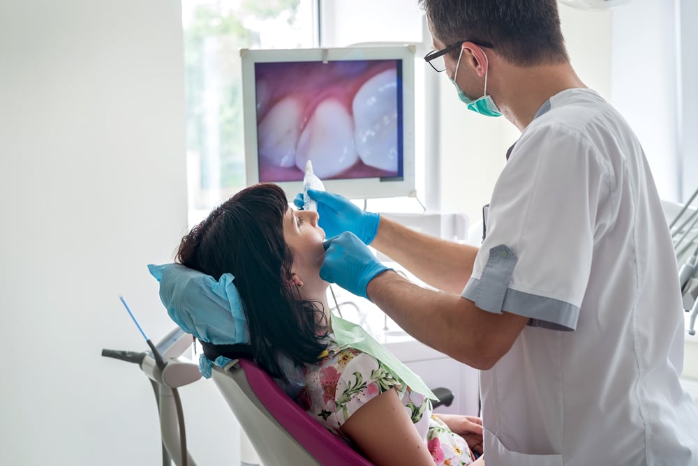 Intra-oral camera for detailed dental imaging